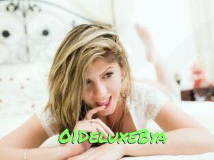 01DeluxeBya Gros Seins