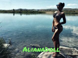 AlianaDoll Gros Seins