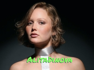 AlitaDinova Gros Seins