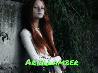ArielLamber Gros Seins