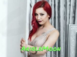 ArieleMoon Gros Seins