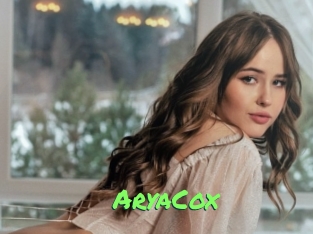 AryaCox Gros Seins