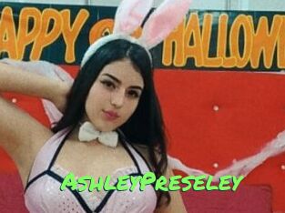 AshleyPreseley Gros Seins