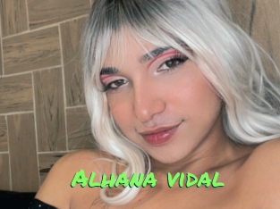 alhana_vidal Gros Seins