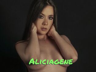 aliciagene Gros Seins