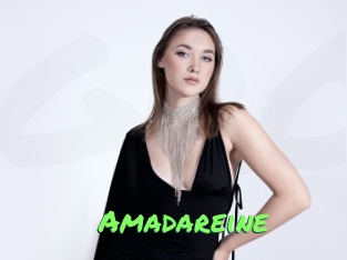 amadareine Gros Seins