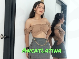 ancatlatina Gros Seins