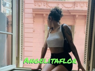 angelitaflor Gros Seins