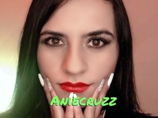 aniecruzz Gros Seins