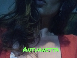 antuanetta Gros Seins