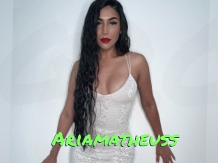 ariamatheuss Gros Seins