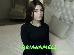 arianamell Gros Seins