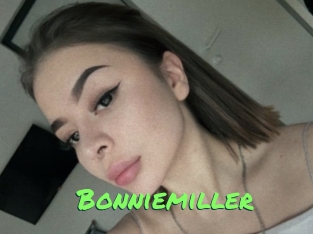bonniemiller Gros Seins