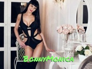 Bonny_Monica