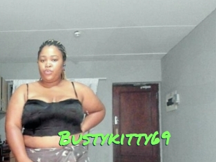bustykitty69 Gros Seins