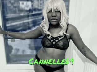 Cannelle69 Gros Seins