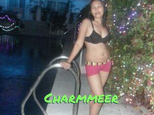 Charmmeer Gros Seins
