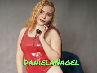 DanielaNagel Gros Seins