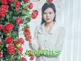 DoraTitus Gros Seins