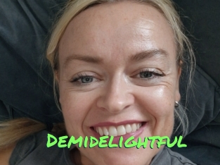 demidelightful Gros Seins