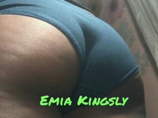 Emia_Kingsly Gros Seins