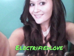 electrifiedlove Gros Seins