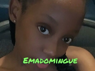 emadomingue Gros Seins