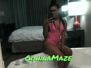 Gianna_Maze Gros Seins