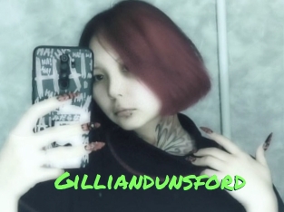 gilliandunsford Gros Seins