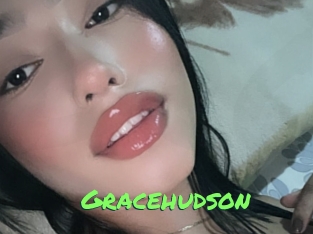 gracehudson Gros Seins