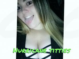Hurricane_titties Gros Seins