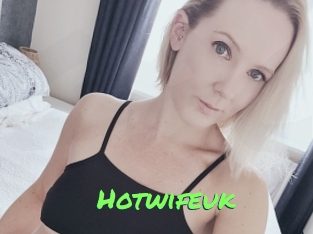 hotwifeuk Gros Seins