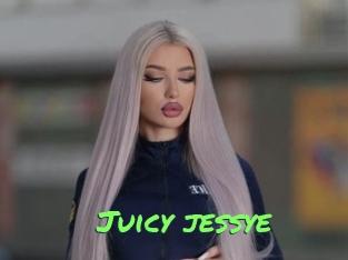 juicy_jessye Gros Seins
