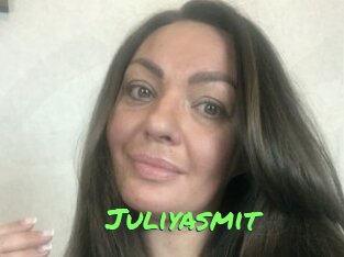 juliyasmit Gros Seins