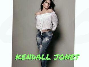KENDALL_JONES Gros Seins