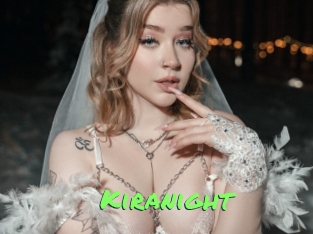 kiranight Gros Seins