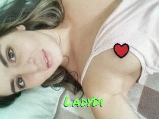 LadyDi Gros Seins