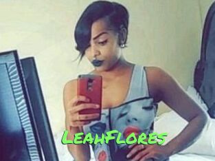 Leah_Flores Gros Seins