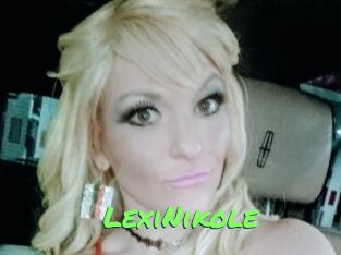 LexiNikole Gros Seins