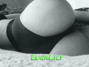 LunaLily Gros Seins