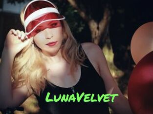 LunaVelvet Gros Seins