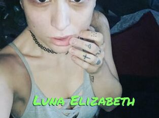 Luna_Elizabeth Gros Seins