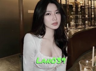 lan039 Gros Seins