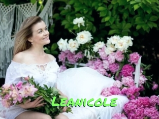 leanicole Gros Seins