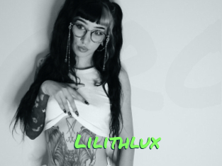 lilithlux Gros Seins