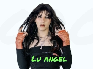 lu_angel Gros Seins