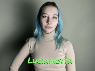 luciamotta Gros Seins