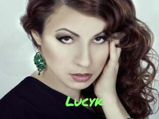 lucyk Gros Seins