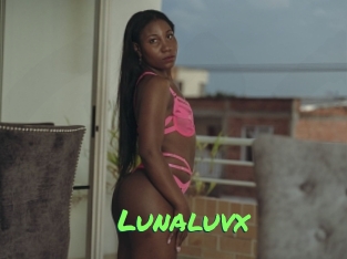 lunaluvx Gros Seins