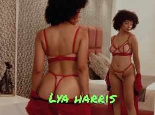 lya_harris Gros Seins